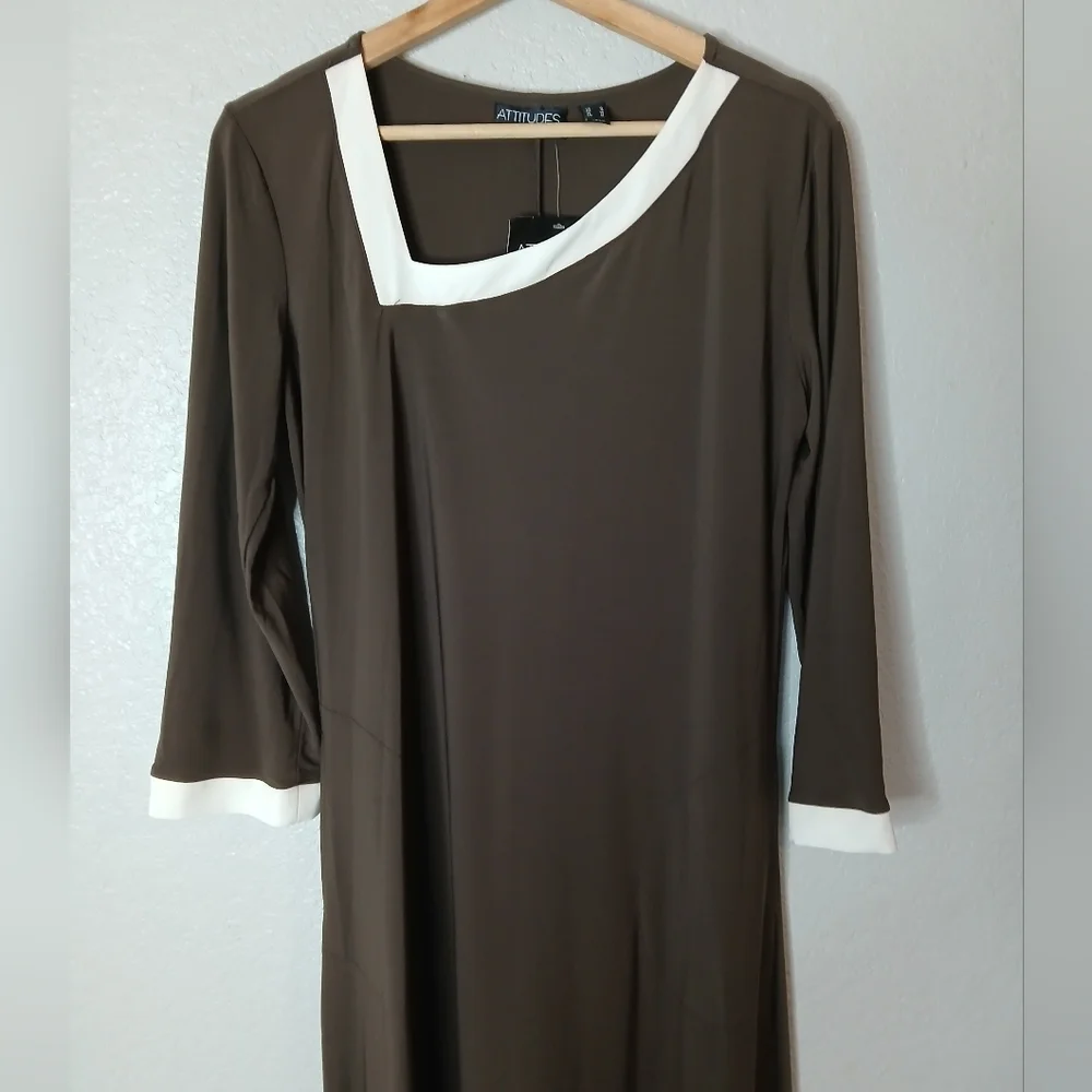 NWT Attitudes by Renee Brown & White Long Sleeve Asymmetrical Maxi Dress Small - Picture 3 of 5